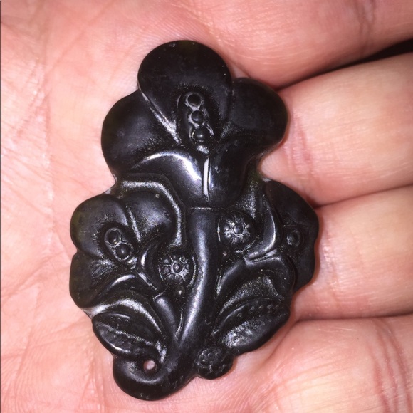 Beautiful Woman’s Amulet - Picture 4 of 7